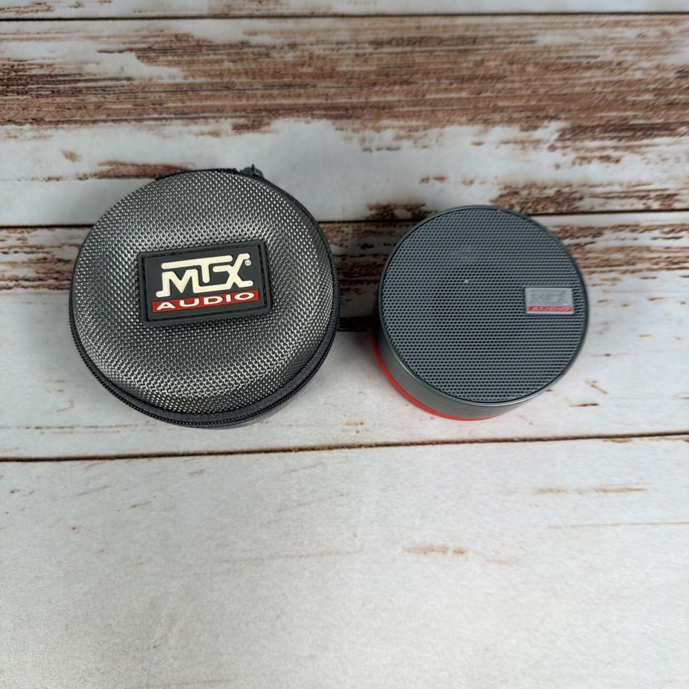 MTX Audio iP1 StreetAudio ThunderComm Bluetooth Speaker With Zipper Case